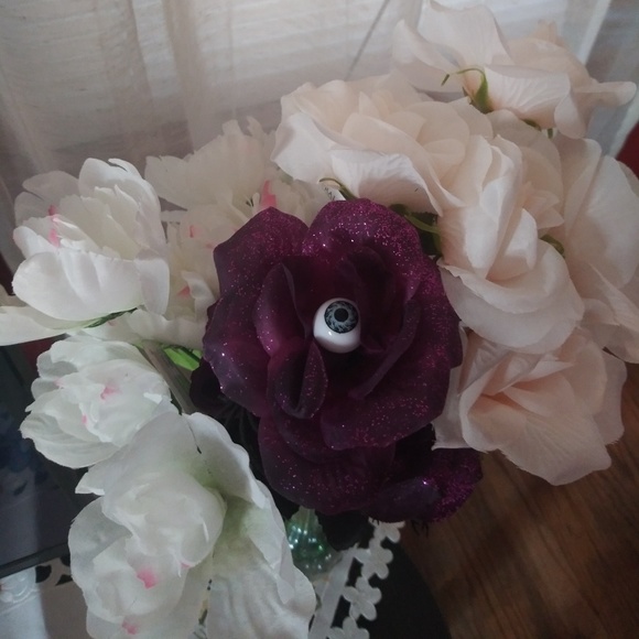 Meet your Posher, Michelle - Picture 1 of 1